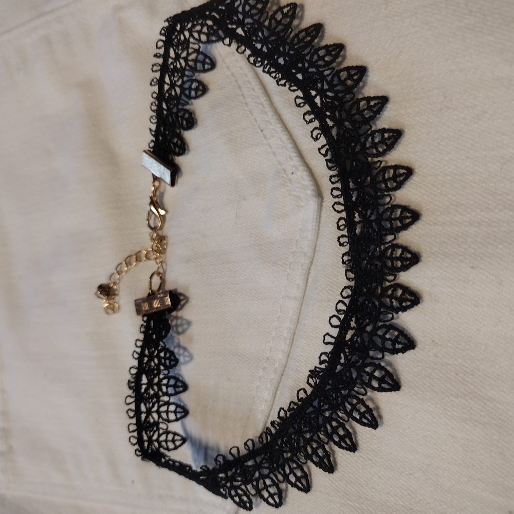 Black Lace Scalloped Necklace with Gold Clasp